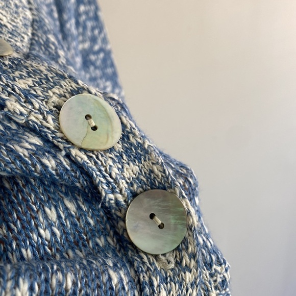 Chico’s Blue And White Heathered Cardigan Size 2(L) - Picture 6 of 11